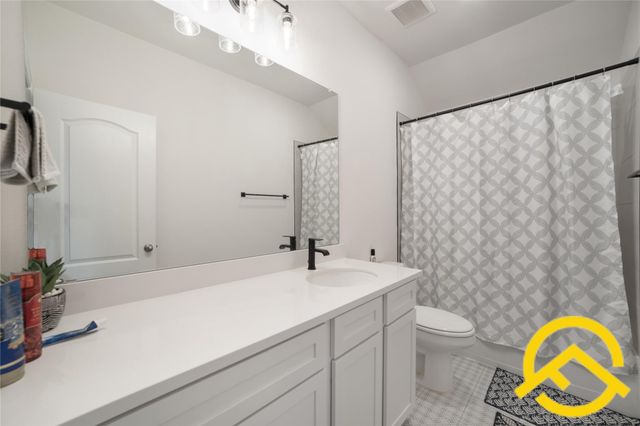 671 Durian LOOP, Buda, TX 78610