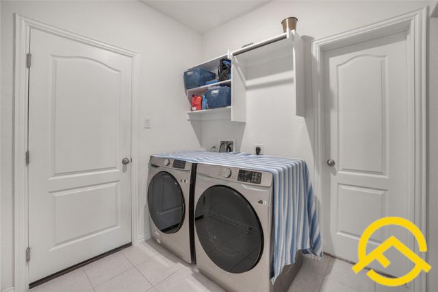 671 Durian LOOP, Buda, TX 78610