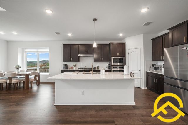 671 Durian LOOP, Buda, TX 78610