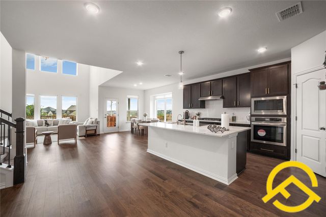 671 Durian LOOP, Buda, TX 78610