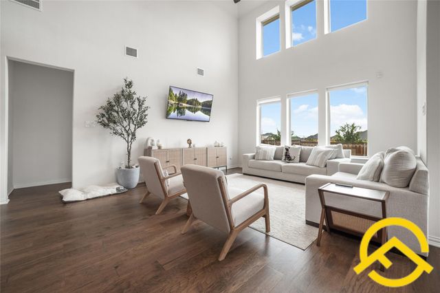 671 Durian LOOP, Buda, TX 78610