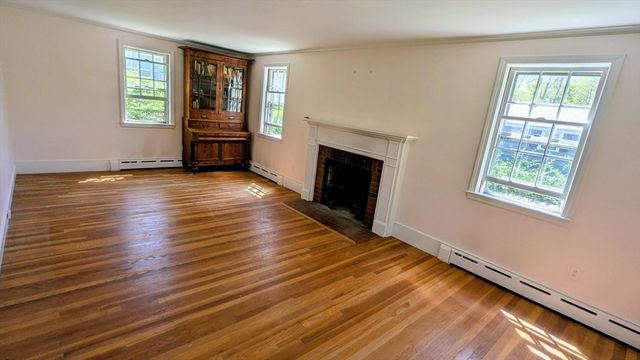 20 Colonial Rd, Hingham, MA 02043