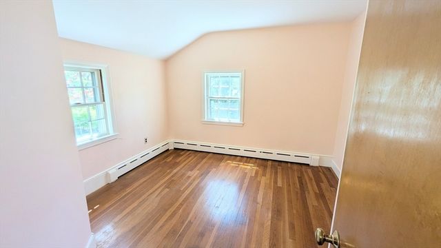 20 Colonial Rd, Hingham, MA 02043