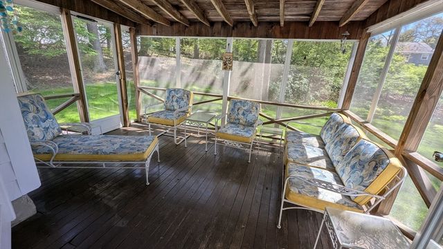 20 Colonial Rd, Hingham, MA 02043