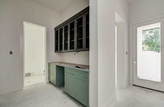 9345 Leto Road, Houston, TX 77080