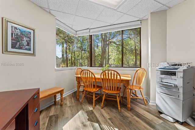 19 Shelter Cove Ln Ste 207, Hilton Head Island, SC 29928