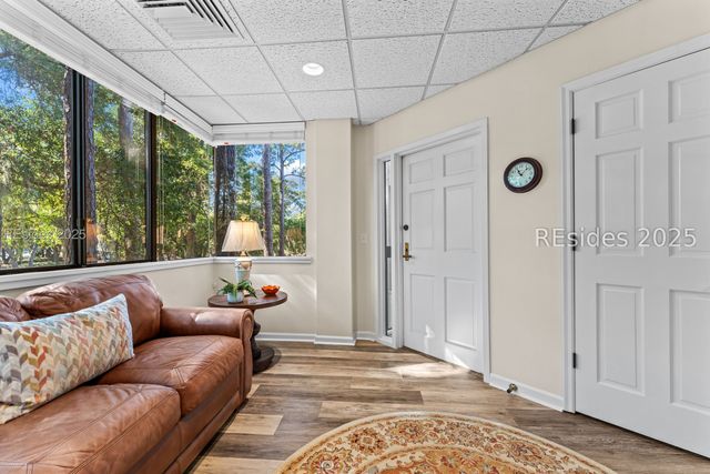 19 Shelter Cove Ln Ste 207, Hilton Head Island, SC 29928