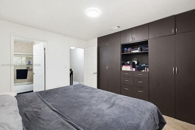 560 NW 82nd Pl 306, Miami, FL 33126