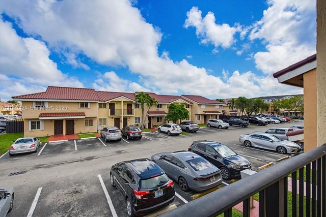 560 NW 82nd Pl 306, Miami, FL 33126