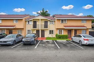 560 NW 82nd Pl 306, Miami, FL 33126