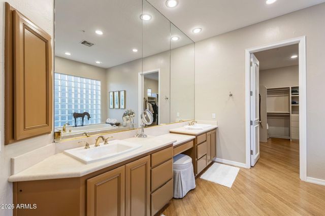 7425 E GAINEY RANCH Road 1, Scottsdale, AZ 85258