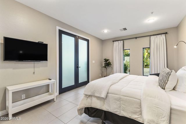 7425 E GAINEY RANCH Road 1, Scottsdale, AZ 85258