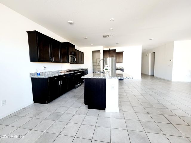 5946 N 202ND Lane, Litchfield Park, AZ 85340