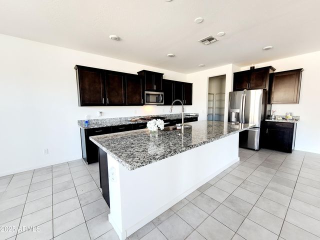5946 N 202ND Lane, Litchfield Park, AZ 85340