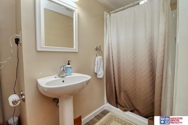 4834 Madison Avenue, Lincoln, NE 68504