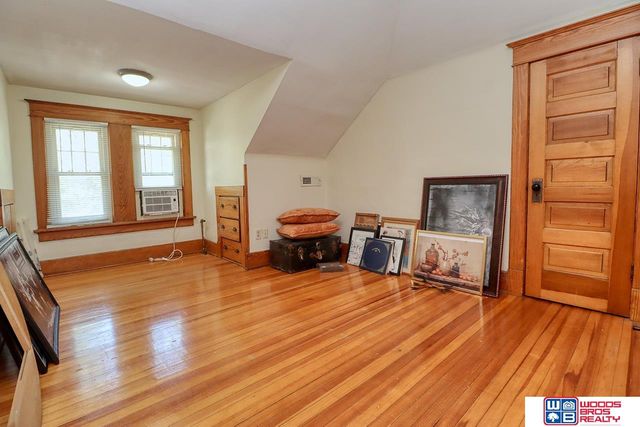 4834 Madison Avenue, Lincoln, NE 68504