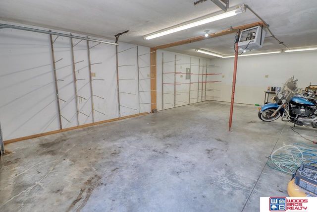 4834 Madison Avenue, Lincoln, NE 68504