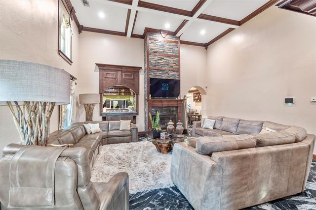 1006 Manning Street, Grand Prairie, TX 75051