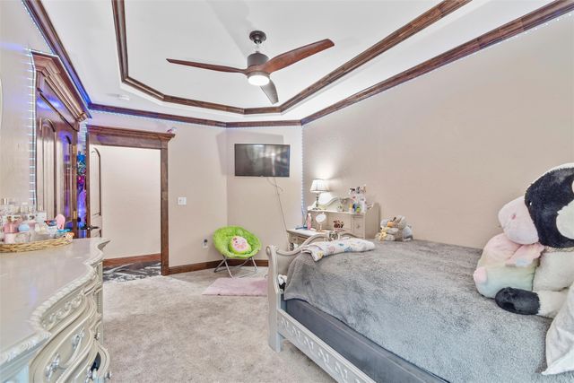 1006 Manning Street, Grand Prairie, TX 75051