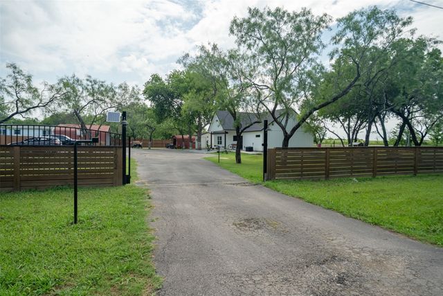 7002 Fair Road, Kaufman, TX 75142