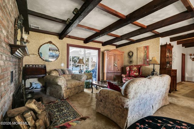 73 Hubbard Avenue, Red Bank, NJ 07701