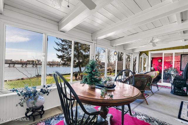 73 Hubbard Avenue, Red Bank, NJ 07701