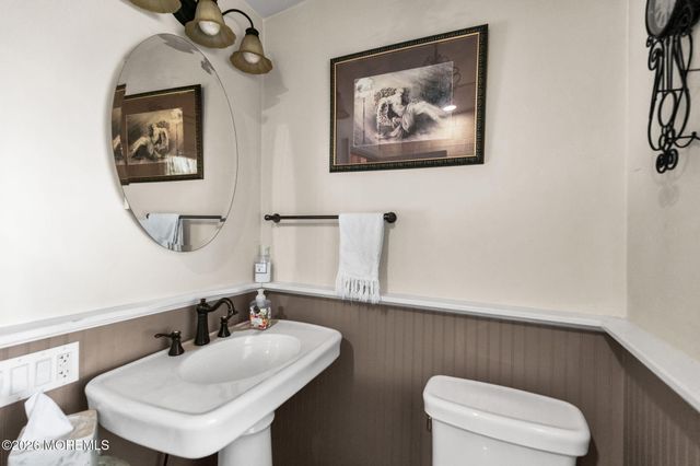 73 Hubbard Avenue, Red Bank, NJ 07701