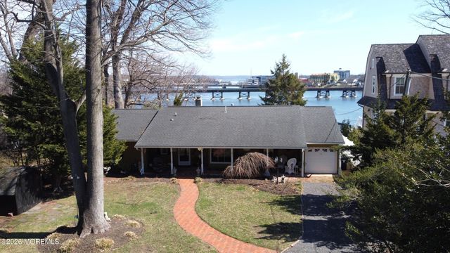 73 Hubbard Avenue, Red Bank, NJ 07701