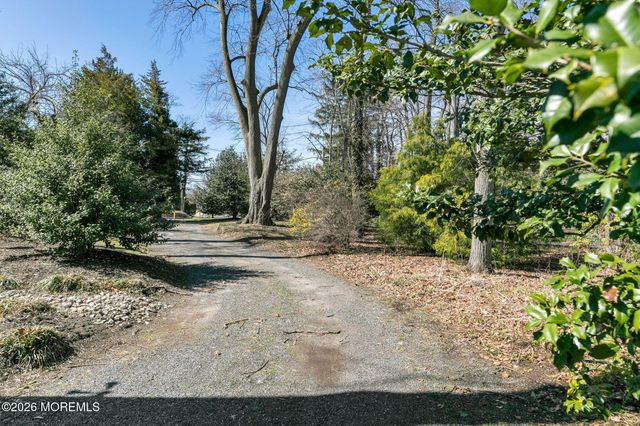 73 Hubbard Avenue, Red Bank, NJ 07701