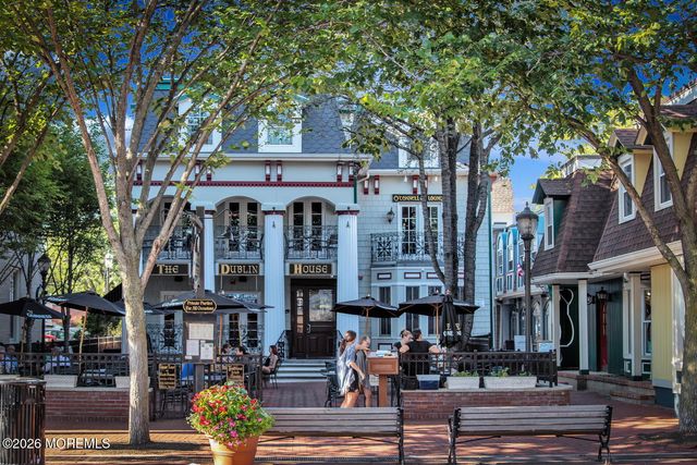 73 Hubbard Avenue, Red Bank, NJ 07701