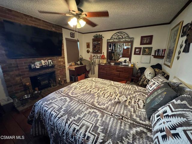 22900 Roscoe Boulevard, West Hills, CA 91304