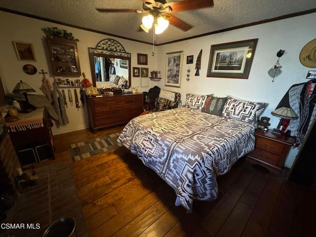 22900 Roscoe Boulevard, West Hills, CA 91304