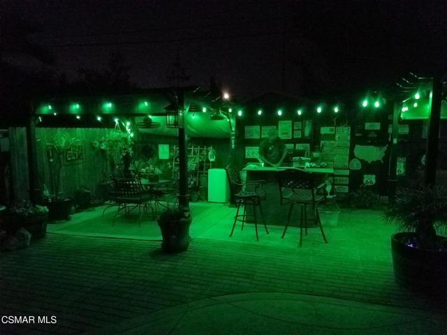 22900 Roscoe Boulevard, West Hills, CA 91304