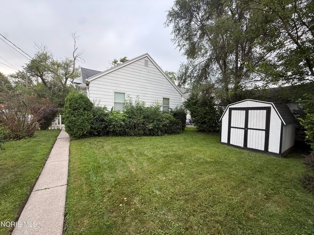 1943 Glencairn Avenue, Toledo, OH 43614