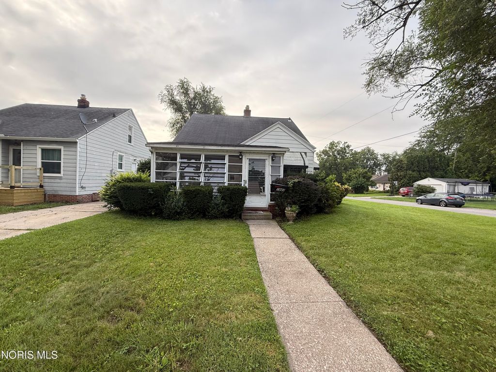 1943 Glencairn Avenue, Toledo, OH 43614