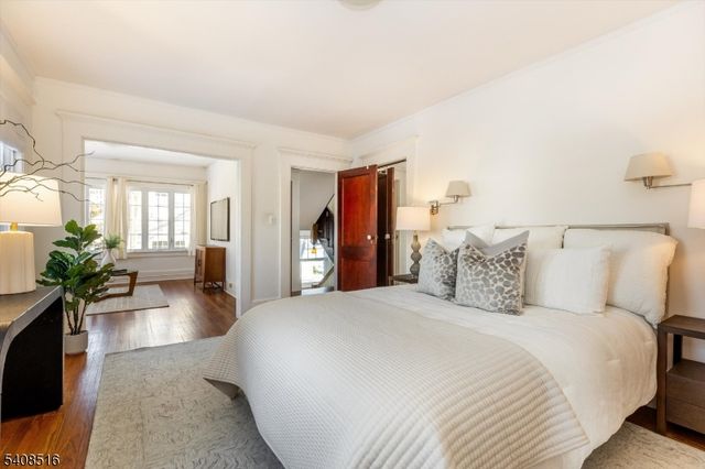 166 Montclair Ave, Montclair Twp., NJ 07042