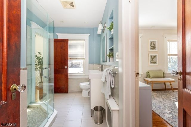 166 Montclair Ave, Montclair Twp., NJ 07042