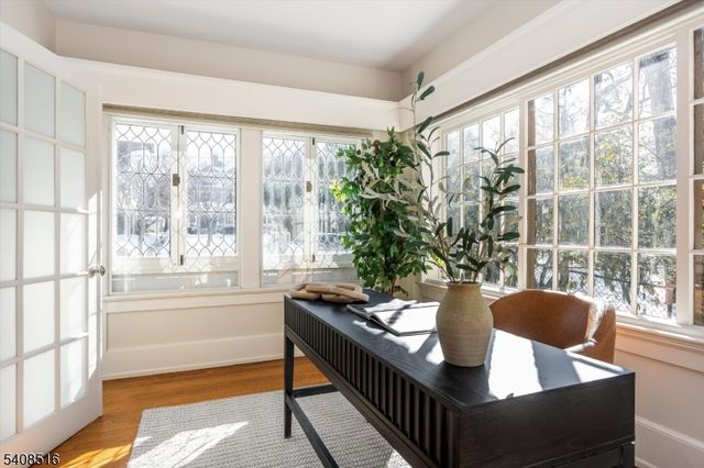 166 Montclair Ave, Montclair Twp., NJ 07042