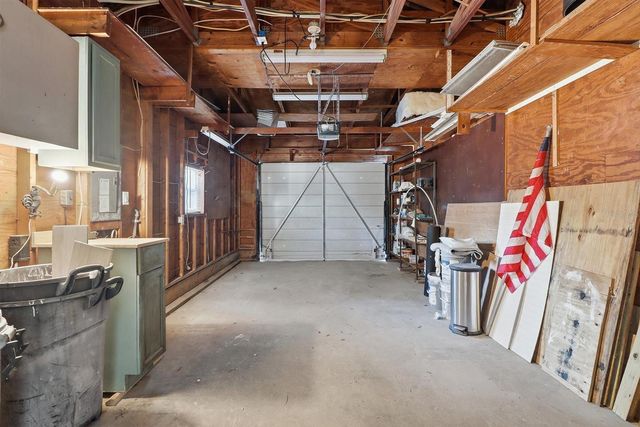 1045 N FAN PALM POINT, Crystal River, FL 34429