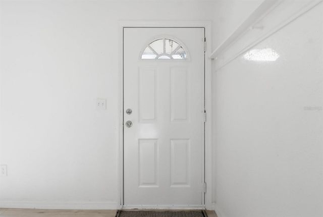 1045 N FAN PALM POINT, Crystal River, FL 34429