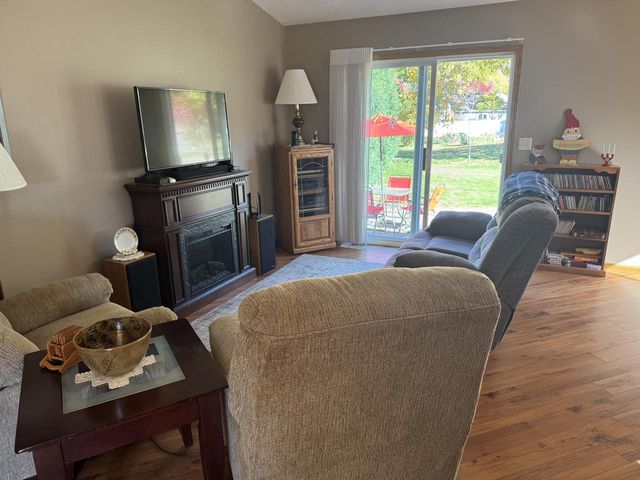 4425 33rd STREET S, La Crosse, WI 54601