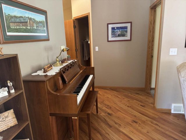 4425 33rd STREET S, La Crosse, WI 54601