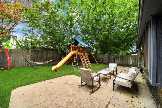 1703 San Jose Block, Friendswood, TX 77546