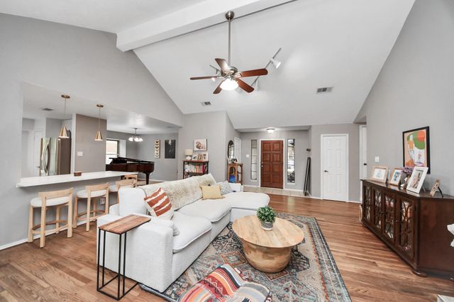 1703 San Jose Block, Friendswood, TX 77546