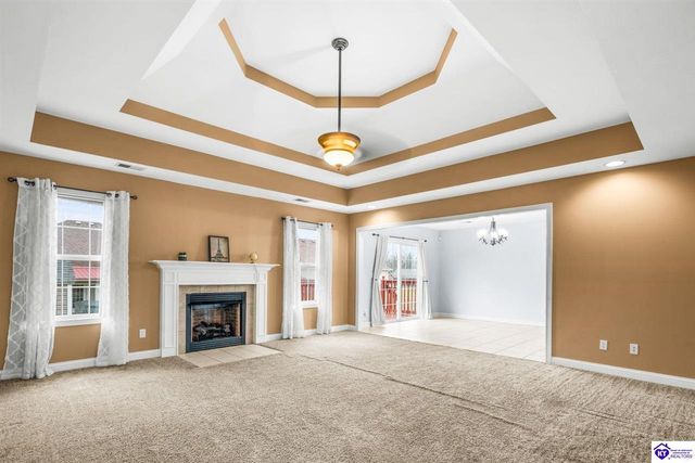 111 Victory Lake Drive, Vine Grove, KY 40175