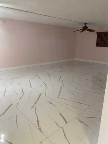 4821 NW 22nd Court NW 100, Lauderhill, FL 33313