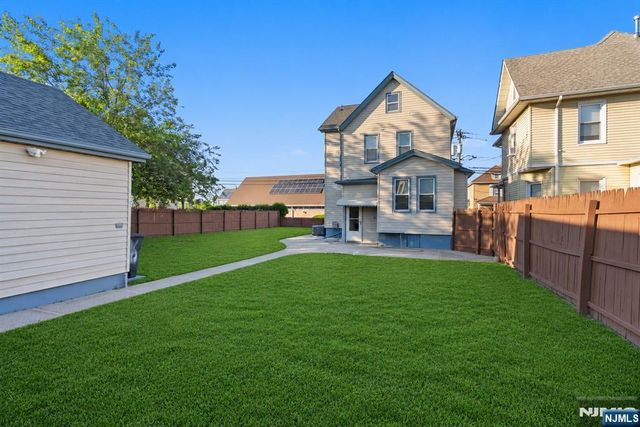 96 Washington Street, Lodi, NJ 07644