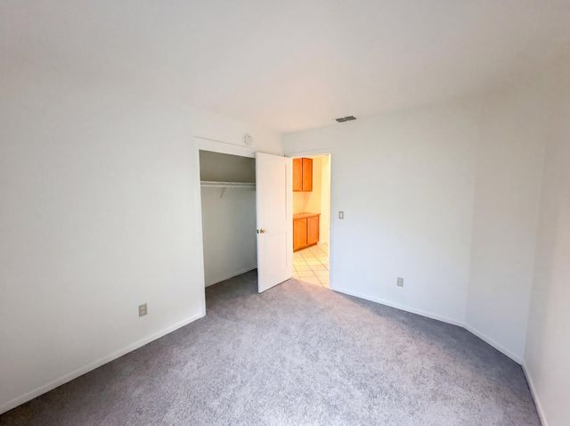 113 Bittercreek Dr, Folsom, CA 95630