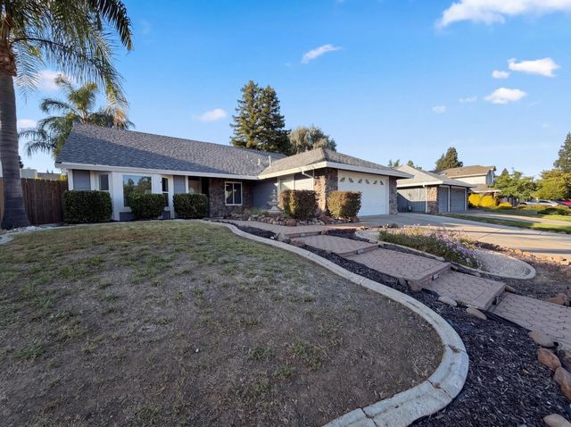 113 Bittercreek Dr, Folsom, CA 95630