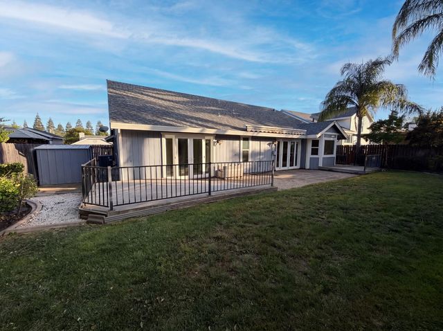 113 Bittercreek Dr, Folsom, CA 95630